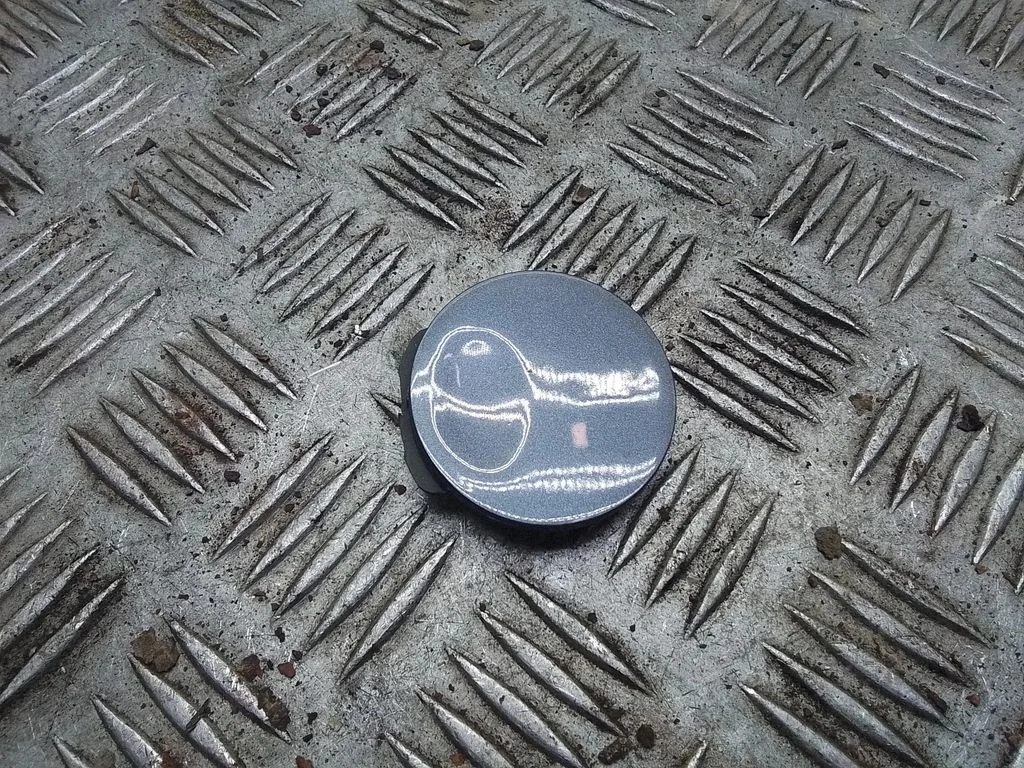 Aizmugurējais vilkšanas cilpas vāciņš – Opel Astra H (2004-2012)