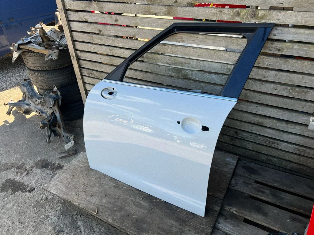 Esiuks – Mini Cooper Countryman R60 (2011-2016)
