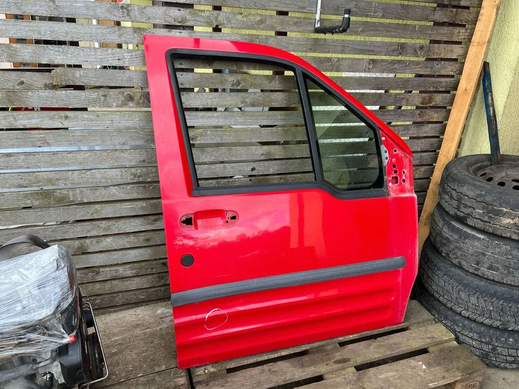 Esiuks – Ford Transit -  Tourneo Connect (2009-2013)
