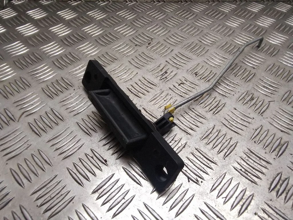 Tailgate/trunk/boot exterior handle – KIA Sorento (2002-2009)