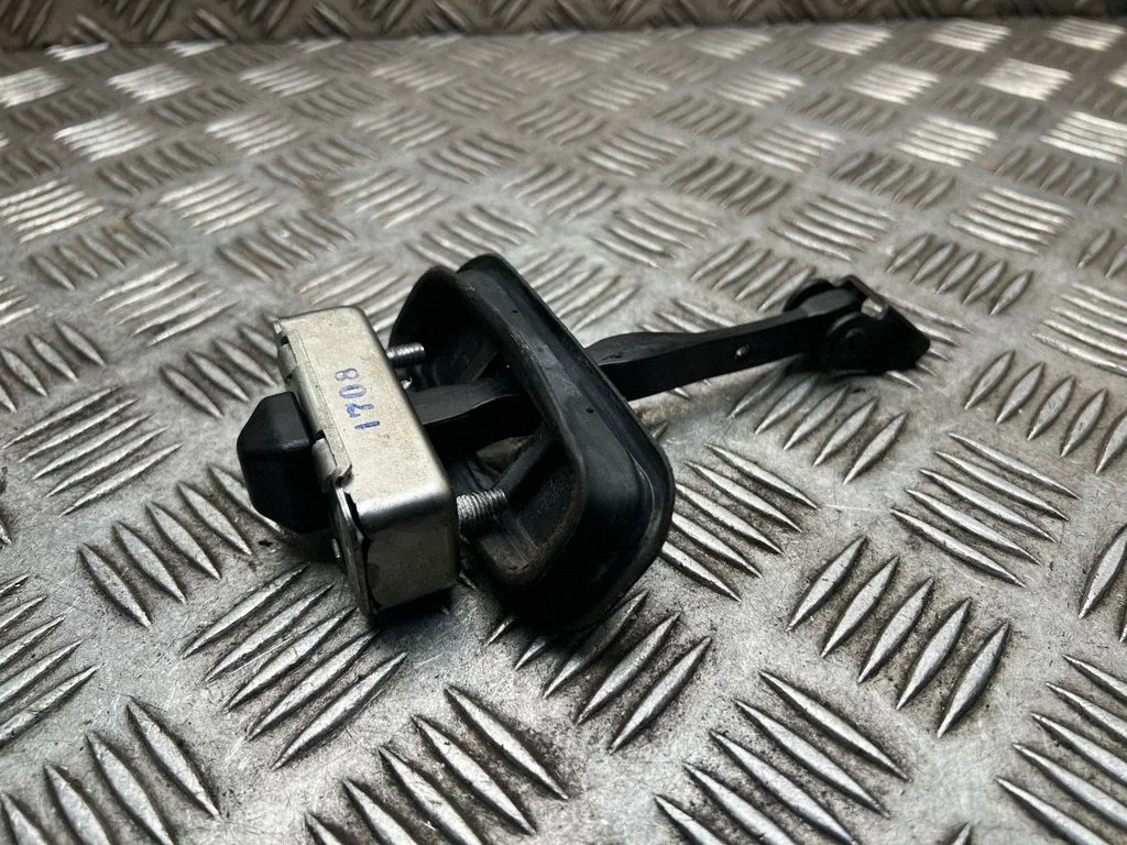 Esiukse avamispiiraja – Renault Scenic IV - Grand scenic IV (2016-)