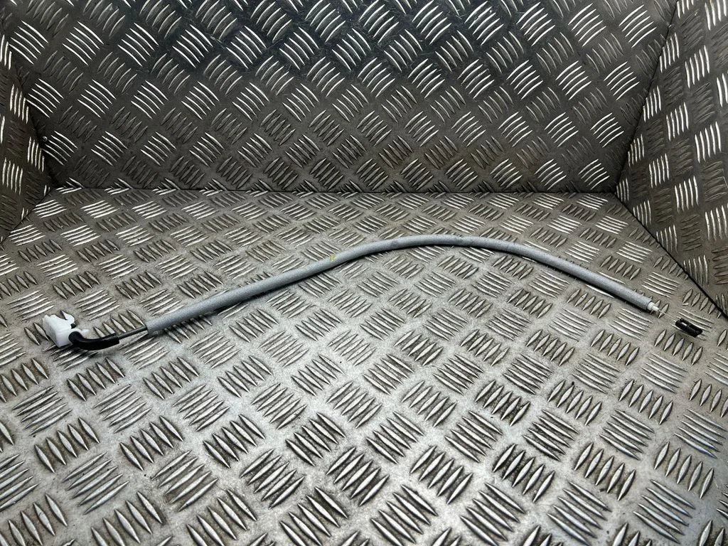 Priekšējo durvju trosīte 9800633
