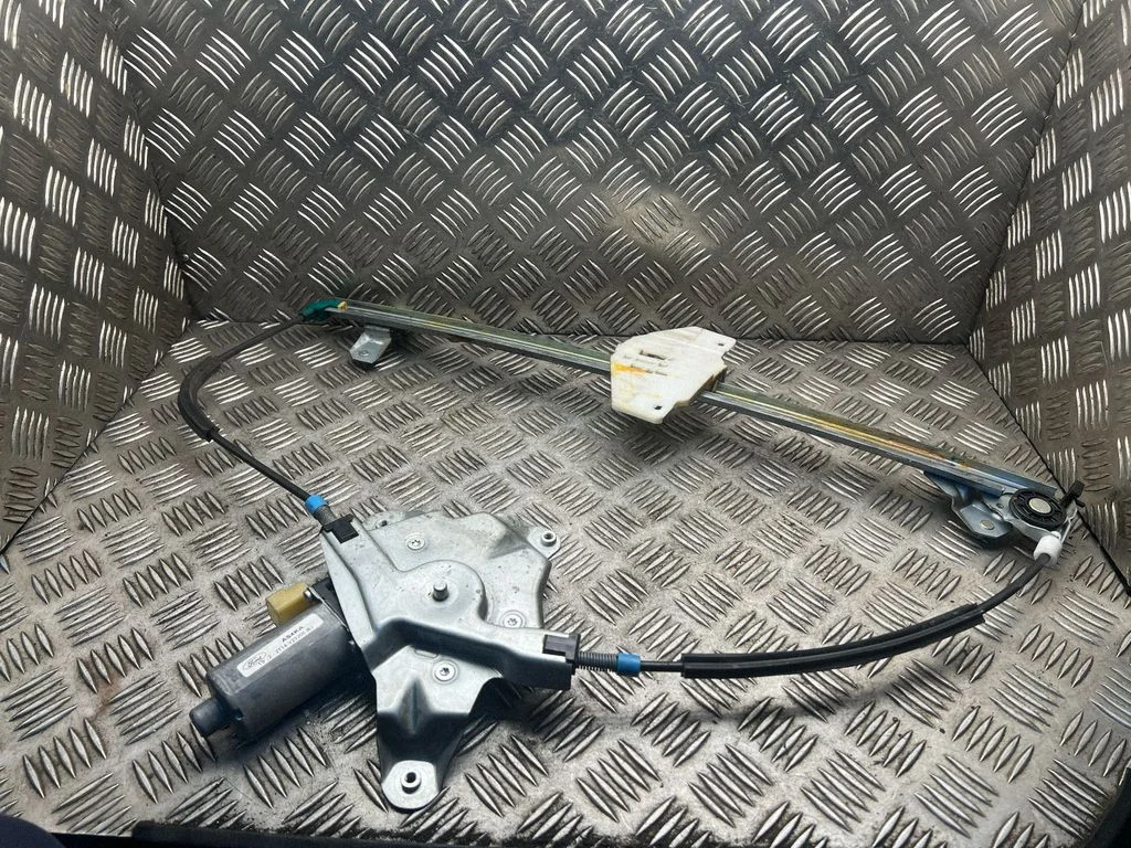 Esiukse elektriline aknatõstuk mootoriga – Ford Transit -  Tourneo Connect (2009-2013)