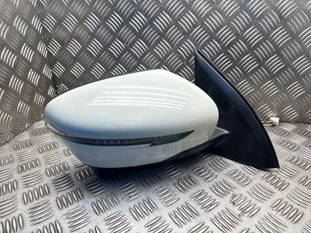 Front door electric wing mirror – Nissan Qashqai (2014-2016)