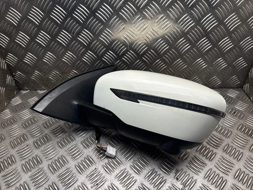 Front door electric wing mirror – Nissan Qashqai (2014-2016)