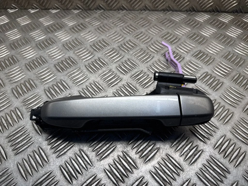 Rear door exterior handle – Toyota Auris E180 (2012-2018)