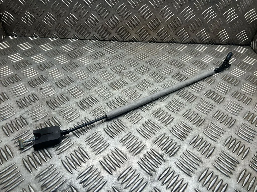 Linka drzwi tylnych 7N0837017B