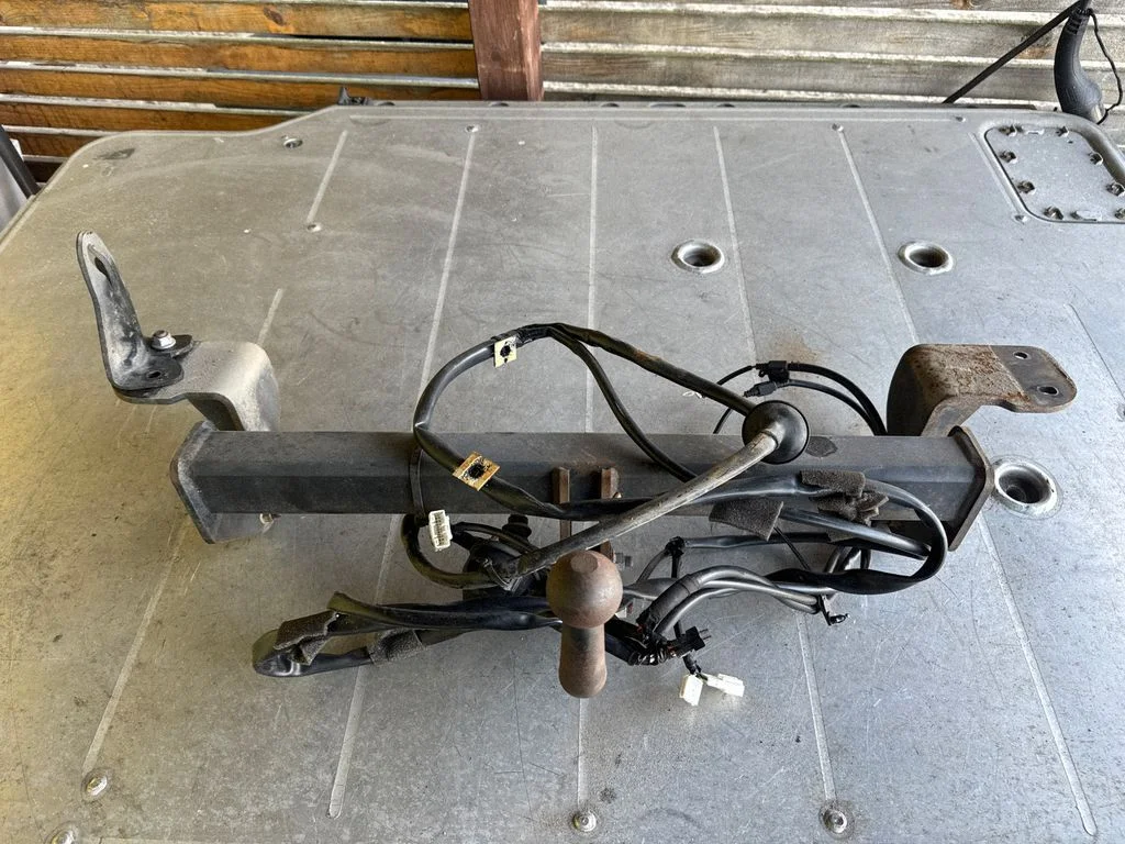 Haakekonksu komplekt – Toyota Auris E180 (2012-2018)