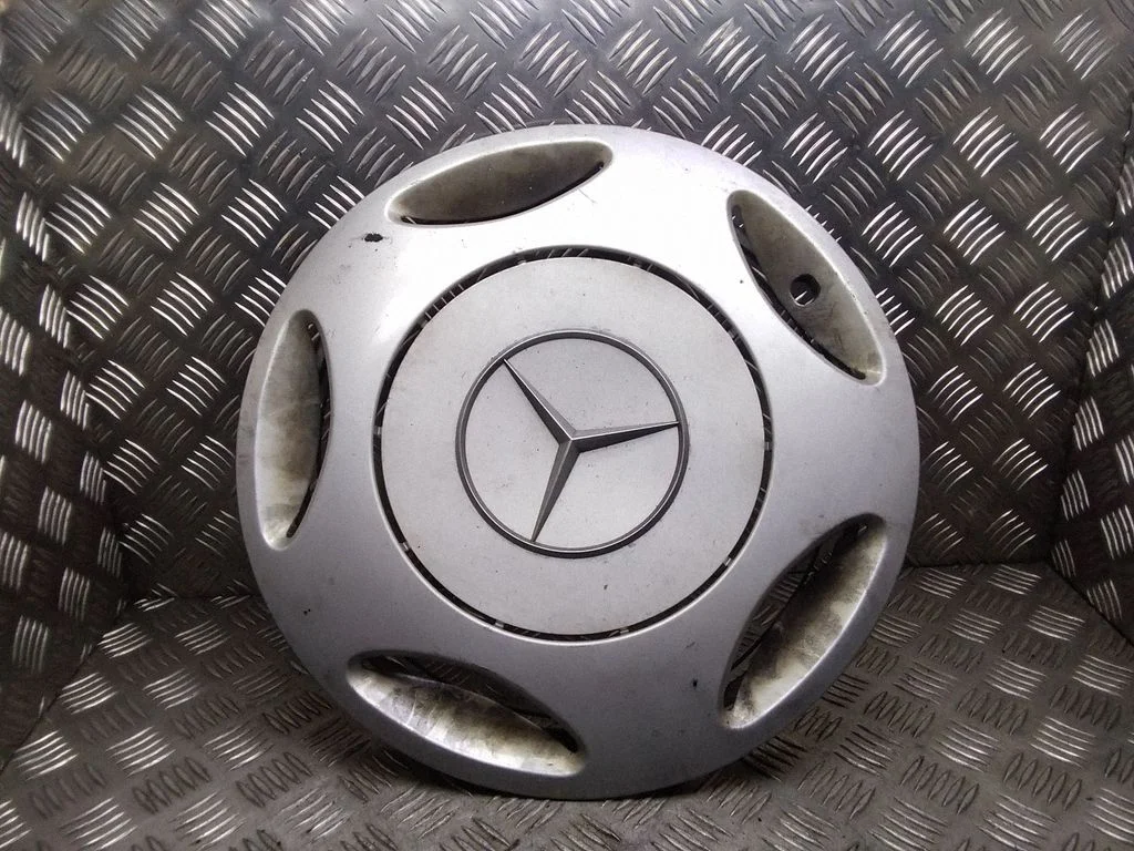 R15 riteņa dekoratīvais vāks (-i) 2024010624