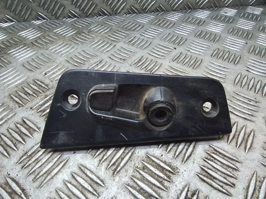 Bīdāmo durvju atvēršanas ierobežotājs 7H0843639F
