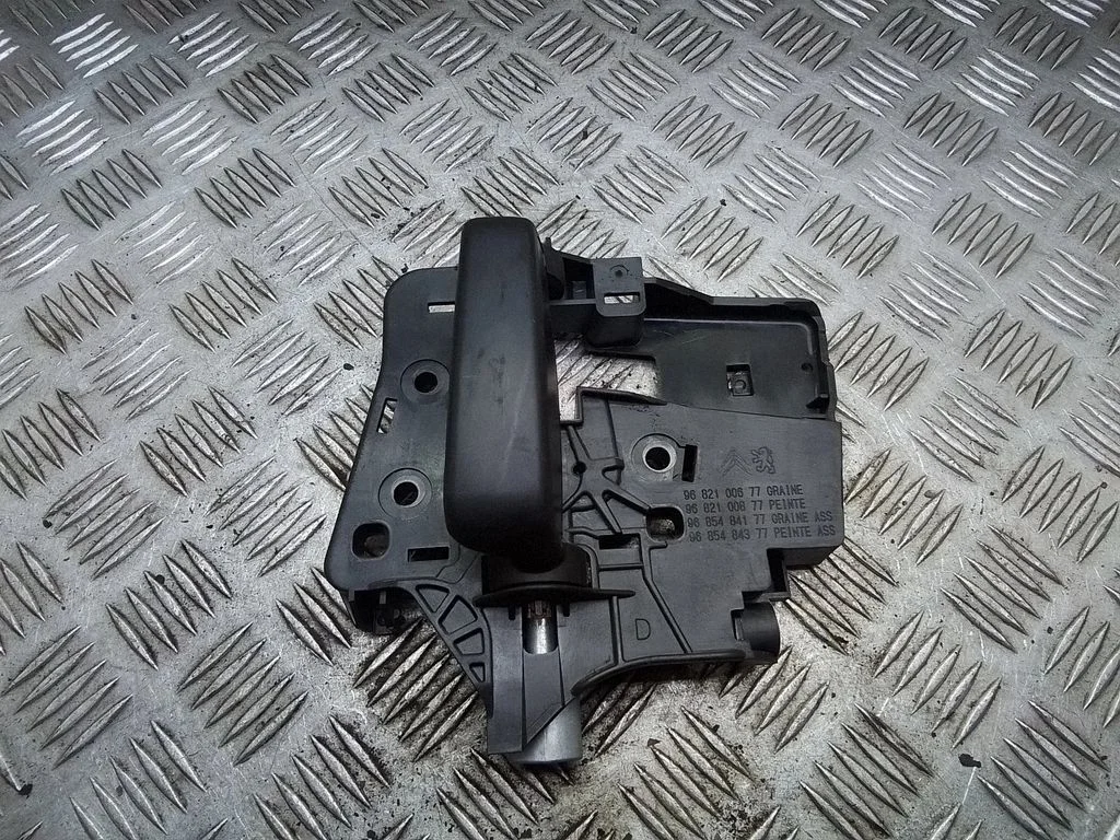 Sliding door interior handle – Citroen Berlingo (2008-2018)