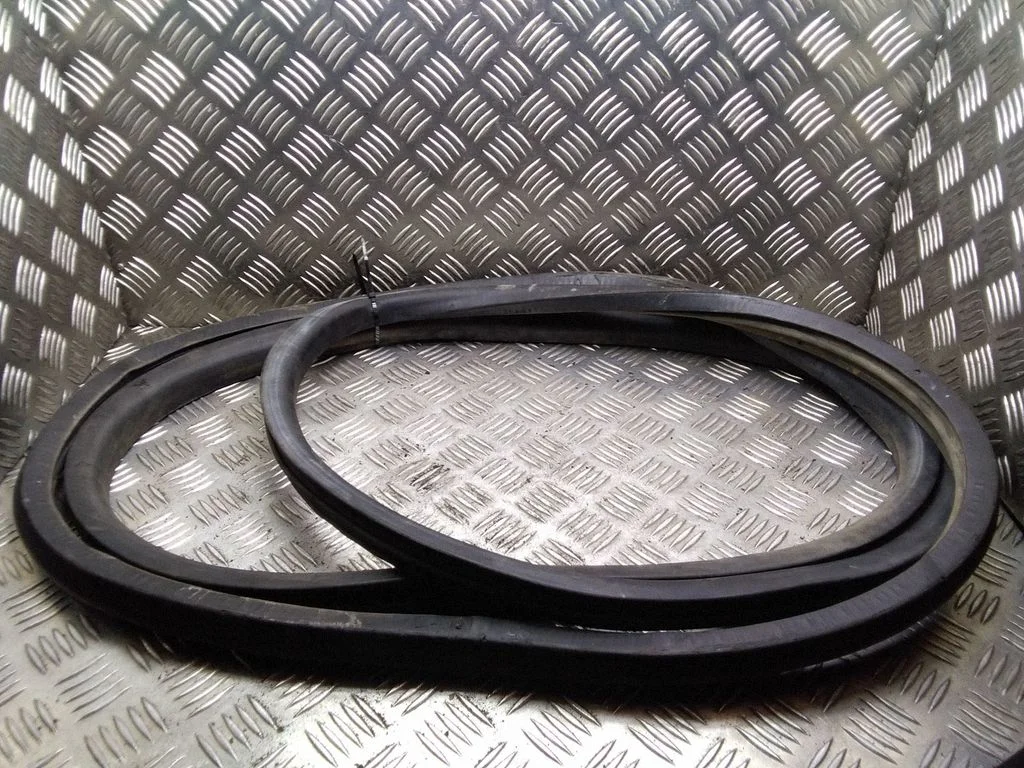 Sliding door rubber seal – Volkswagen Transporter - Caravelle T5 (2003-2015)