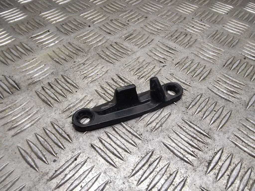 Sliding door lock loop/hook striker – Volkswagen Transporter - Caravelle T5 (2003-2015)