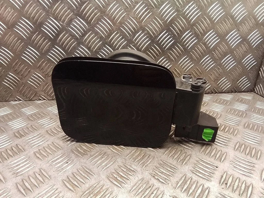 Degvielas tvertnes vāciņš 5117299013909