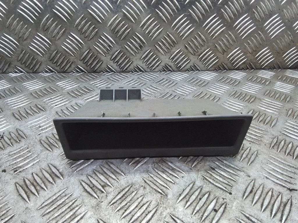 Dashboard storage box/compartment 849604214R