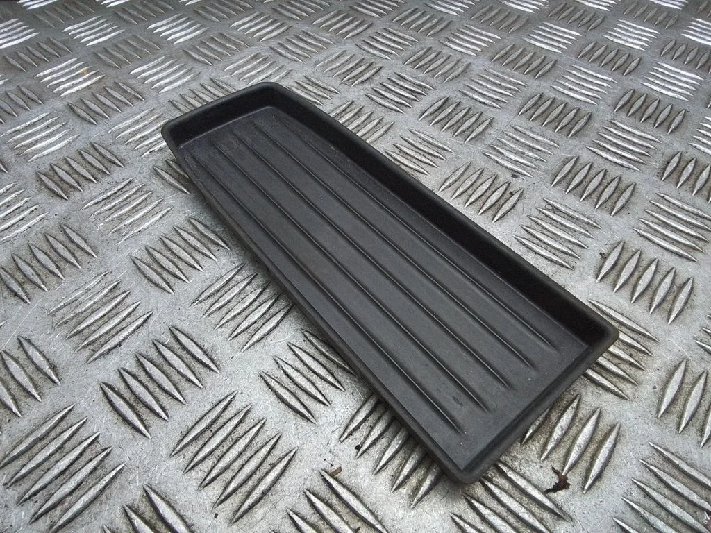 Panipaiga alusmatt – BMW 1-seeria F20 F21 (2011-2019)