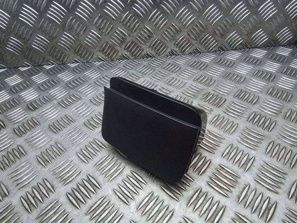 Ashtray (rear) – Skoda Octavia Mk4 (2019-)