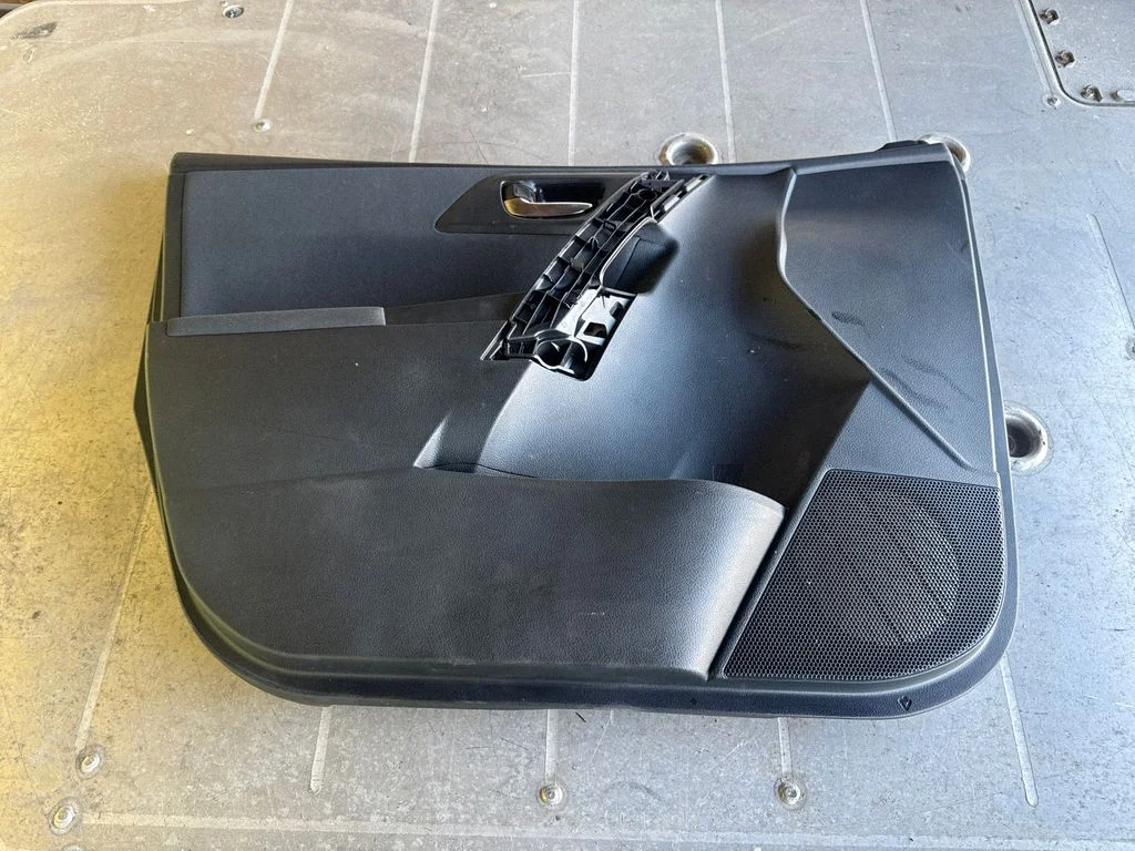 Front door card panel trim – Toyota Auris E180 (2012-2018)