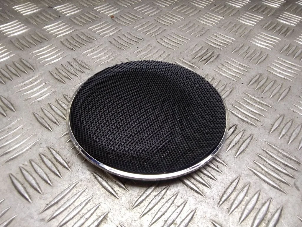 Rear door speaker cover trim – Mercedes-Benz B-Class W245 (2005-2011)