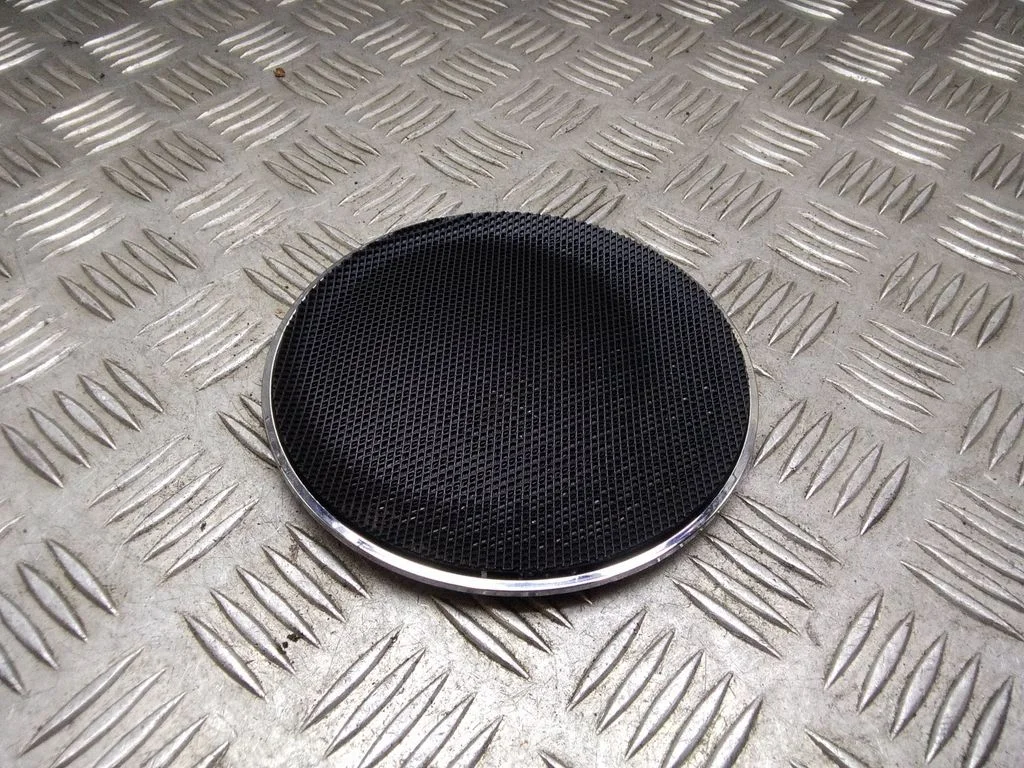 Rear door speaker cover trim – Mercedes-Benz B-Class W245 (2005-2011)