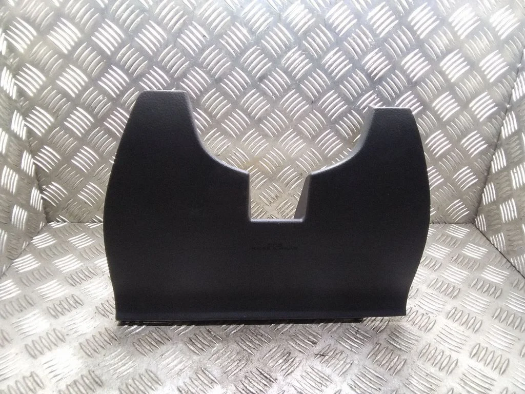 Poduszka kolanowa – Toyota Corolla Verso AR10 (2004-2009)