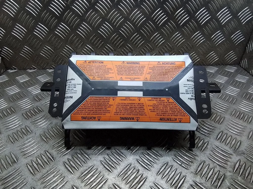 Pasažiera drošības spilvens – Nissan Qashqai+2 (2010-2014)