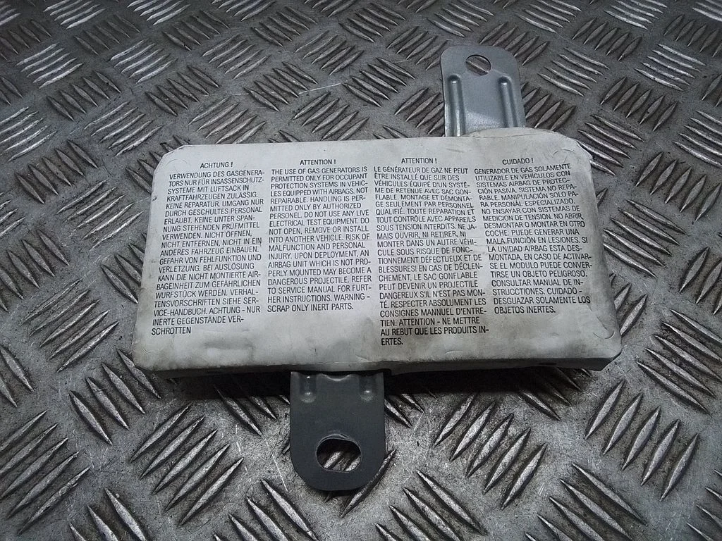 Front door airbag – BMW 7 Series E65 E66 (2001-2008)