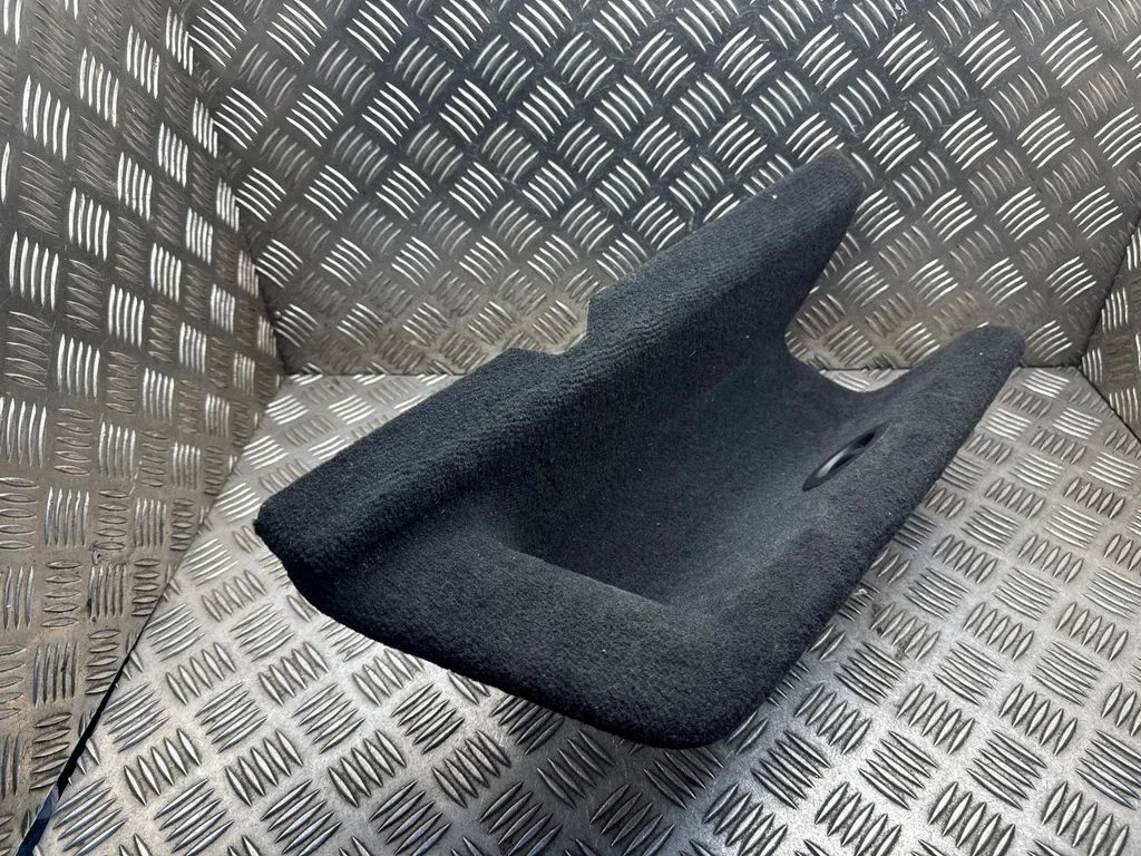Trunk/boot side trim panel – Volvo XC90 (2014-)