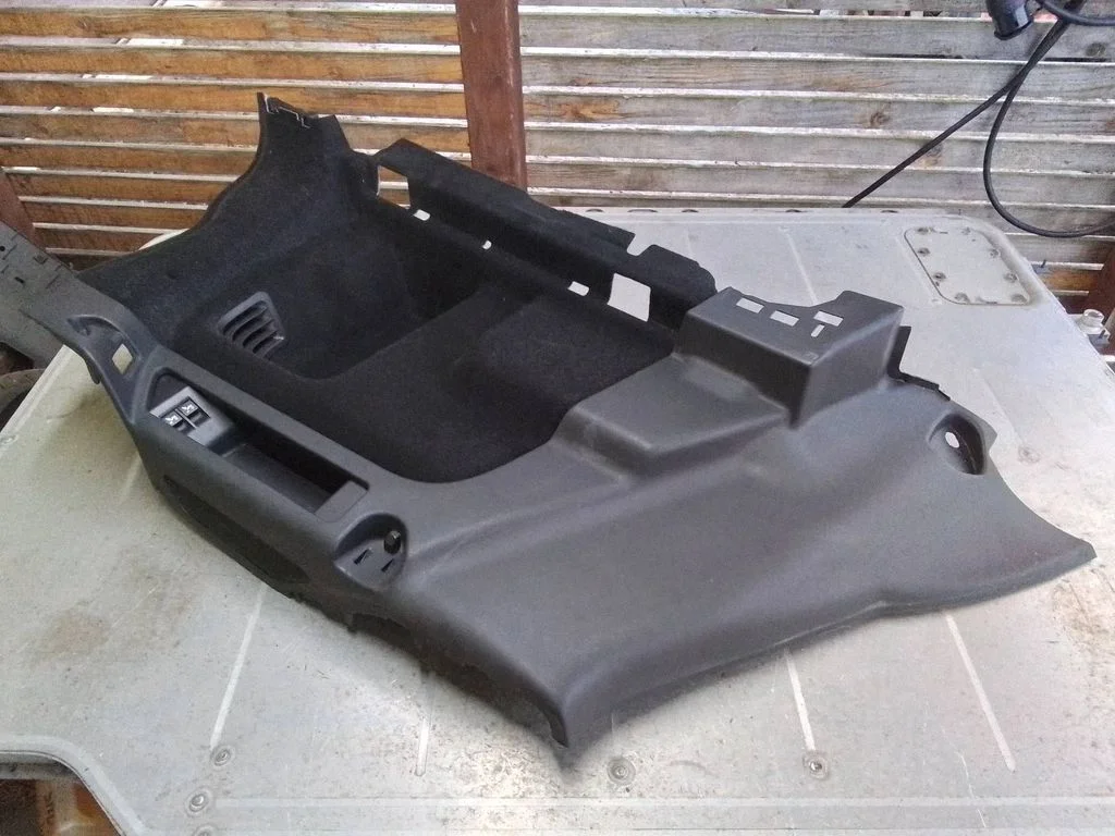 Trunk/boot side trim panel fk7268886b