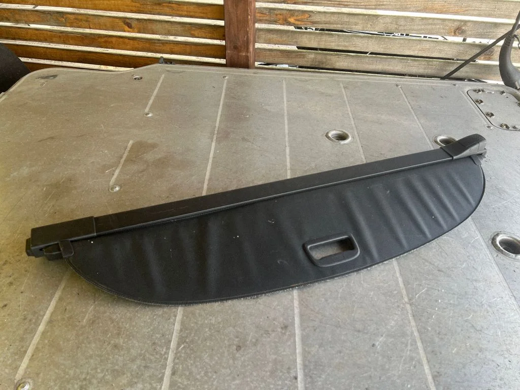 Parcel shelf load cover