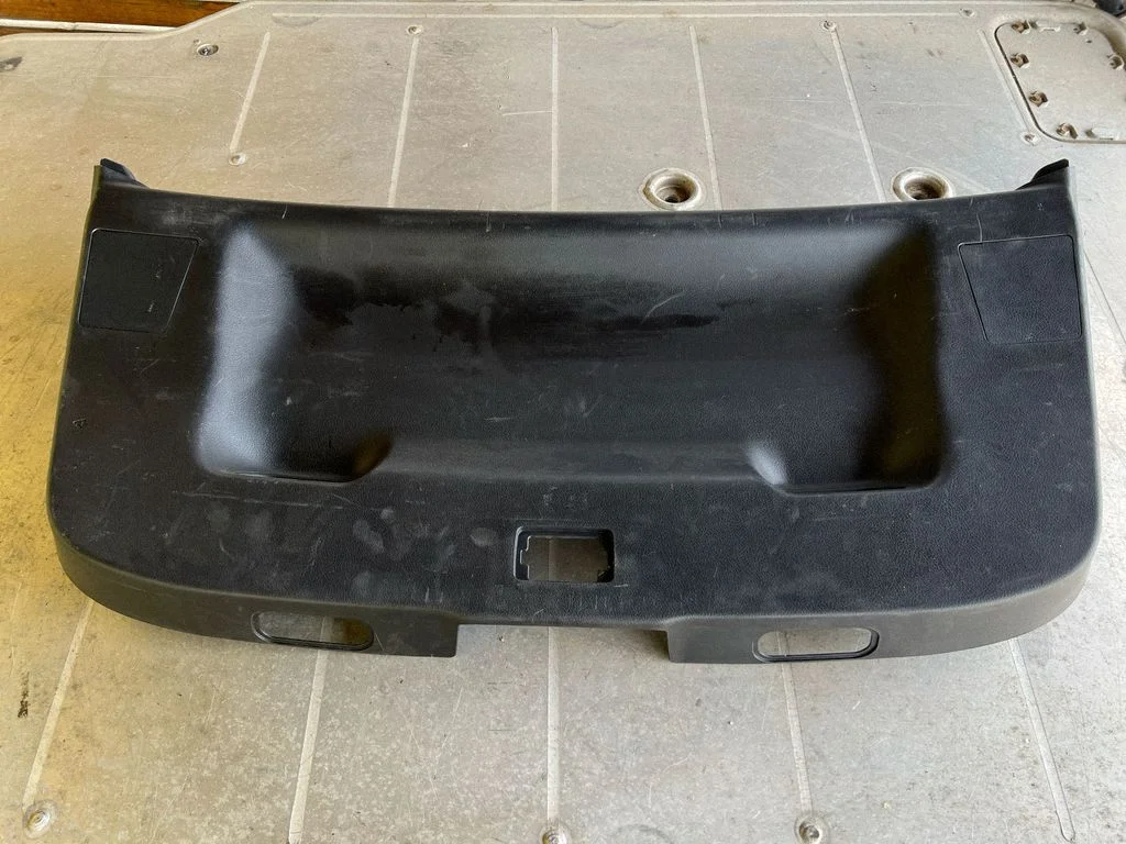 Galvenais apdares panelis – Toyota Auris E180 (2012-2018)