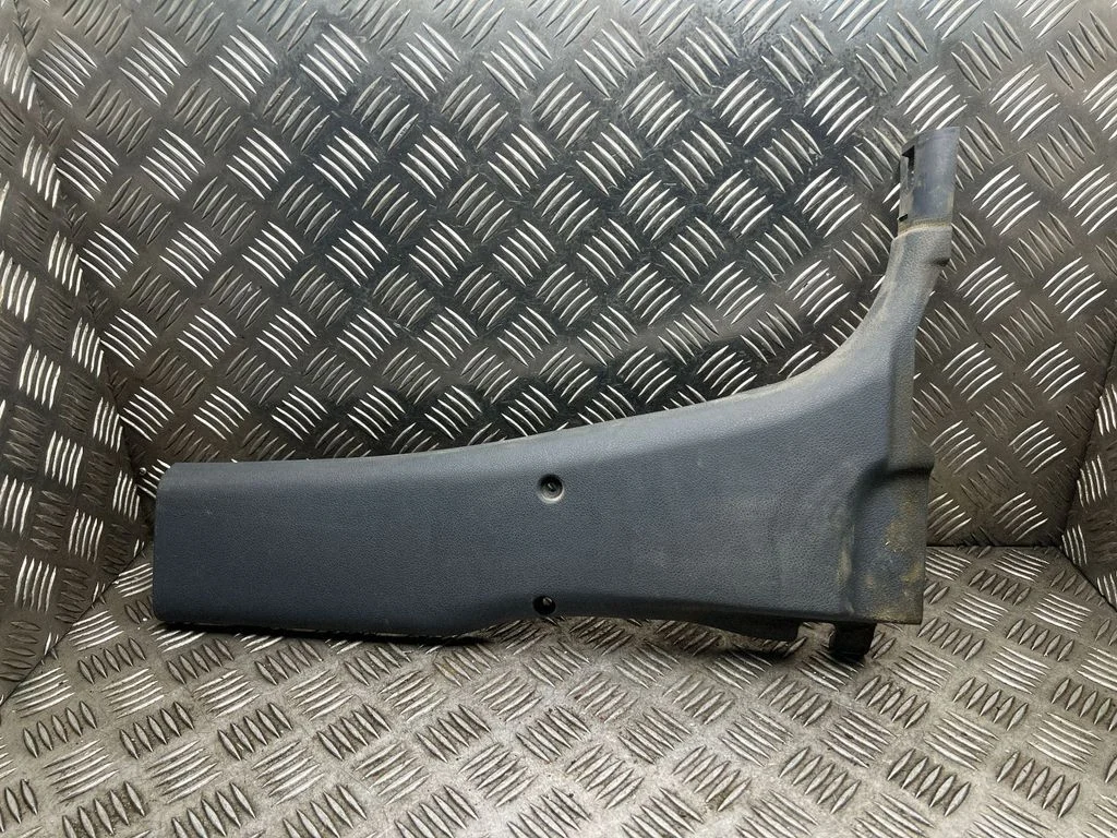 Osłona słupka B (dolna) 3T16V24479
