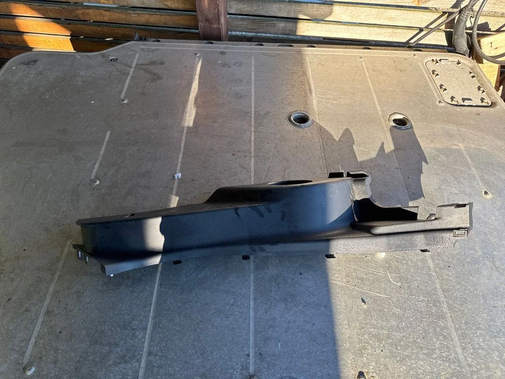 Rear seat side bottom trim – Toyota Auris E180 (2012-2018)