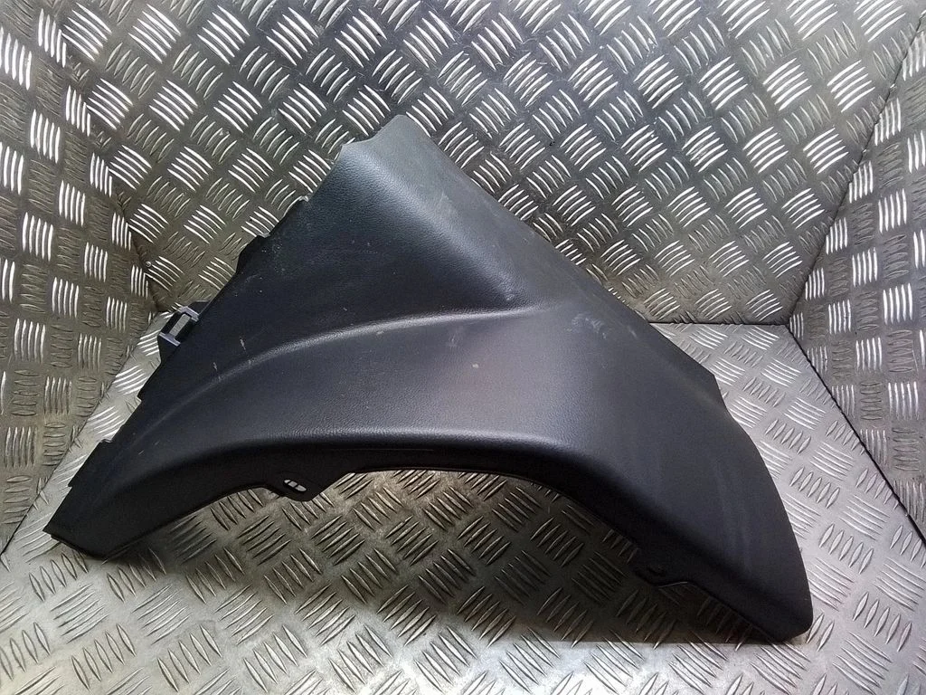 Rear seat side bottom trim – Lexus ES VII XZ10 (2018-2021)