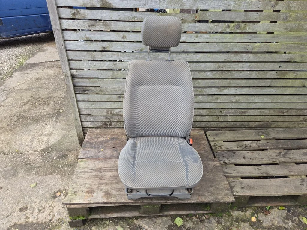 Front passenger seat – Volkswagen Transporter - Caravelle T4 (1991-2003)