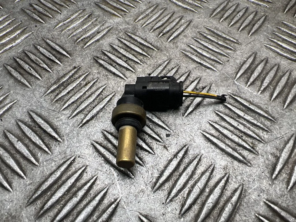 Coolant temperature sensor – Opel Astra K (2015-2021)
