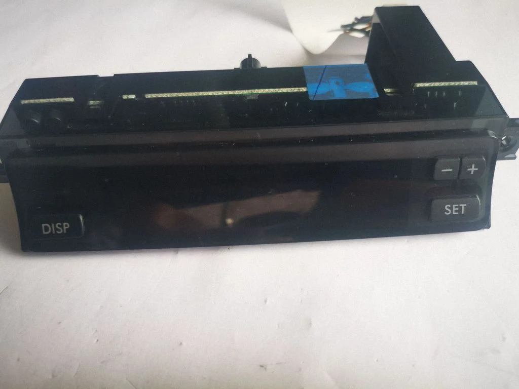 Pulkstenis – Subaru Outback (2004-2006)
