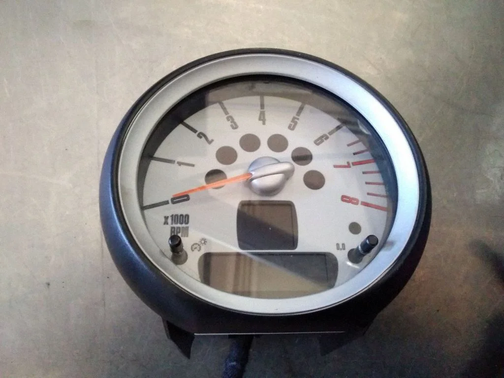 Tahometrs – Mini One - Cooper Coupe R56 (2005-2014)