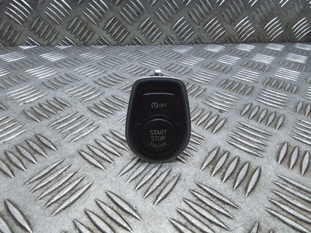 Motora iedarbināšanas poga (slēdzis) – BMW 1. sērija F20 F21 (2011-2019)
