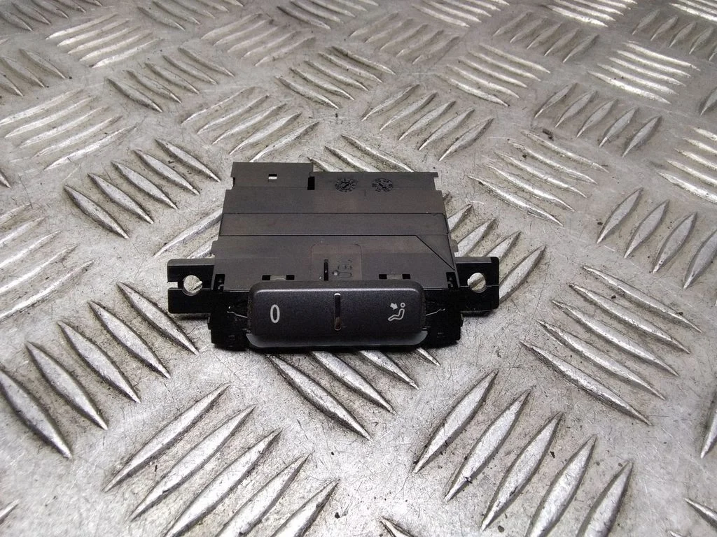 Salona ventilatora regulēšanas slēdzis – Volkswagen Phaeton (2002-2016)