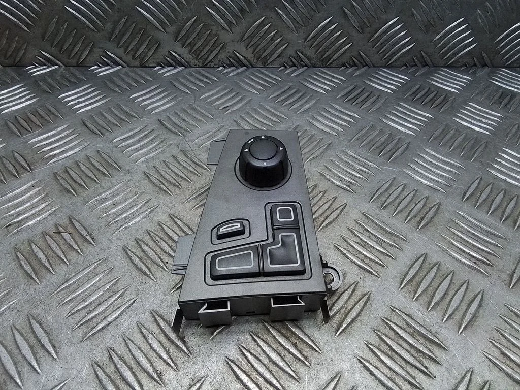 Sēdekļu regulēšanas slēdzis (-ži) – BMW 7. sērija E65 E66 (2001-2008)