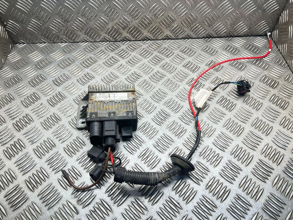 Jahutusventilaatori relee – Volkswagen Transporter - Caravelle T5 (2003-2015)