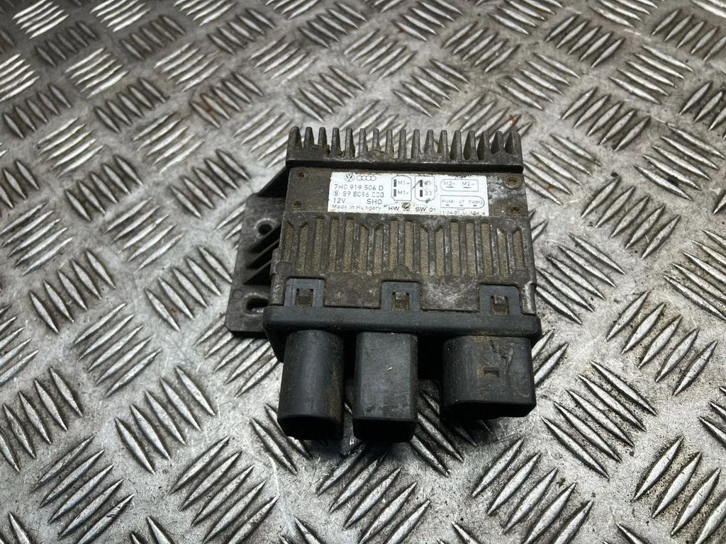 Jahutusventilaatori relee – Volkswagen Transporter - Caravelle T5 (2003-2015)