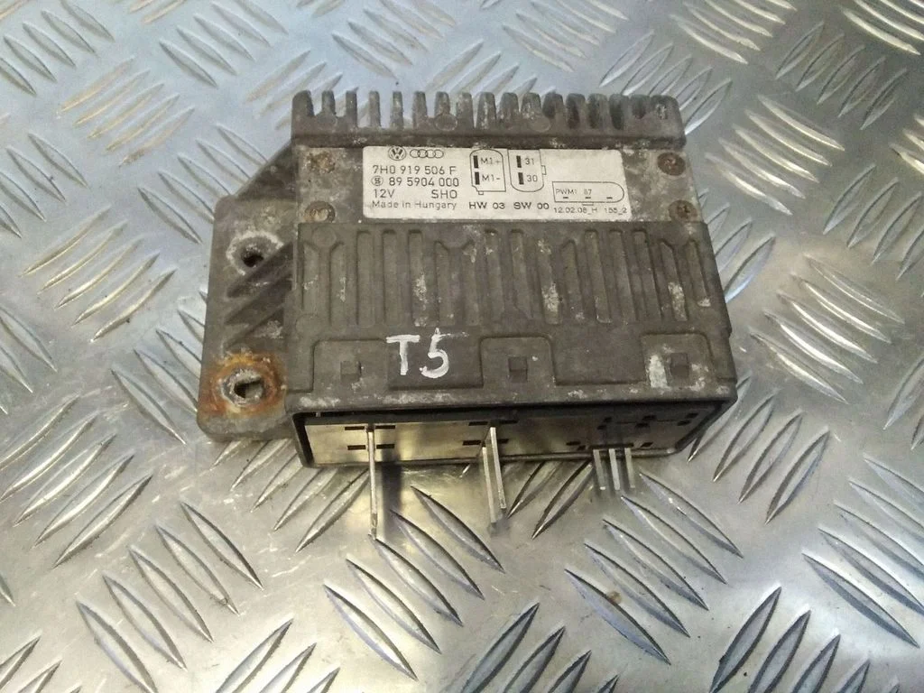 Jahutusventilaatori relee – Volkswagen Transporter - Caravelle T5 (2003-2015)
