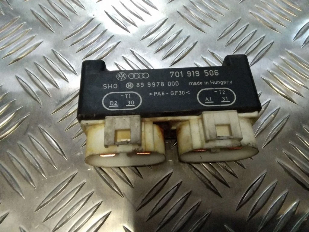Jahutusventilaatori relee – Volkswagen Transporter - Caravelle T4 (1991-2003)