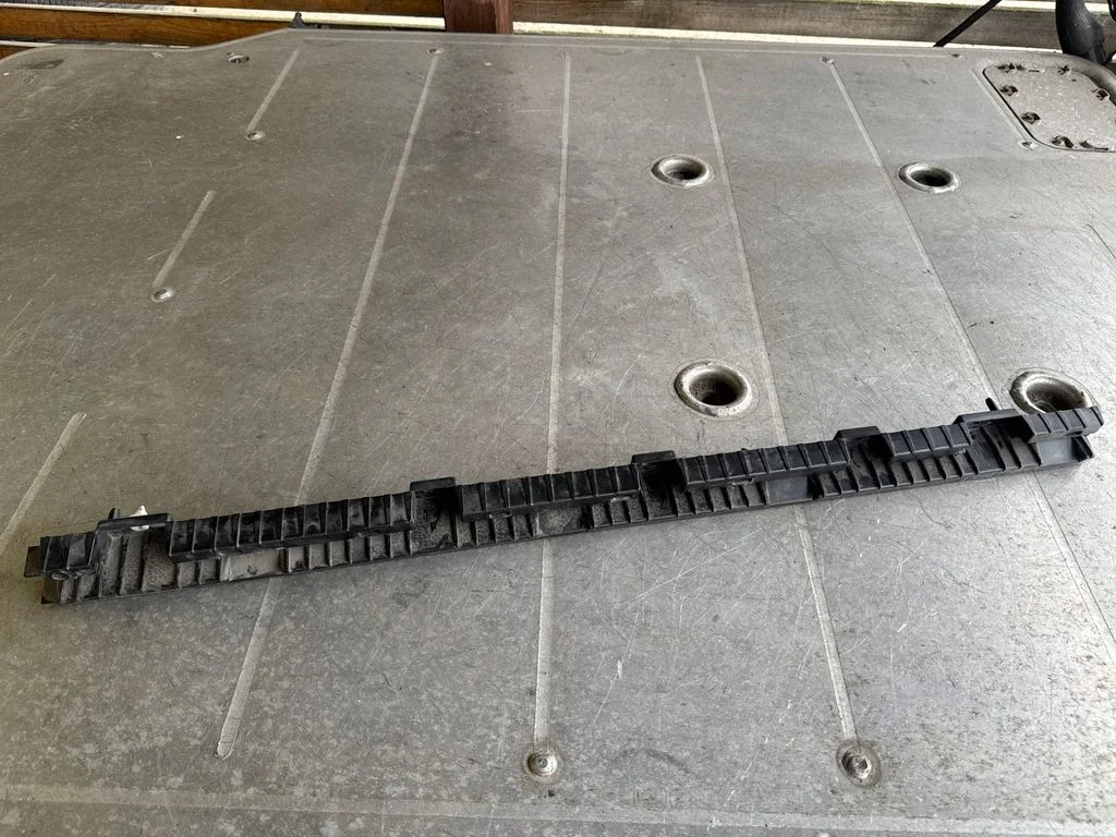 Sill supporting ledge – Volvo XC90 (2014-)