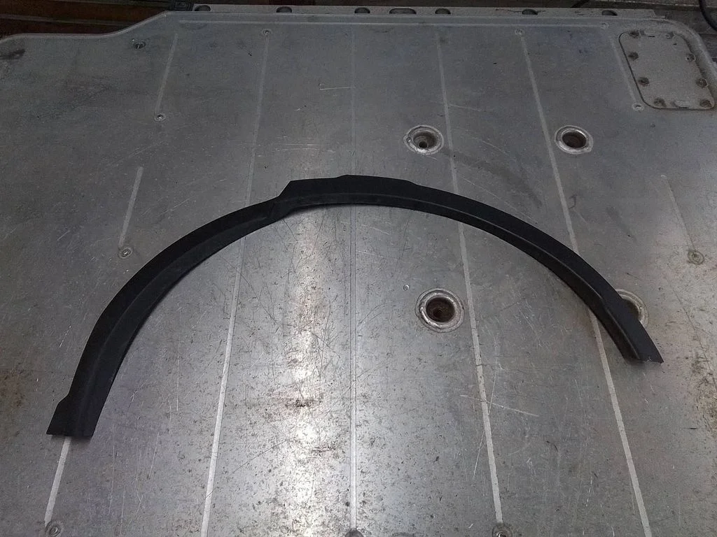 Rear arch trim – Land Rover Discovery Sport (2014-)