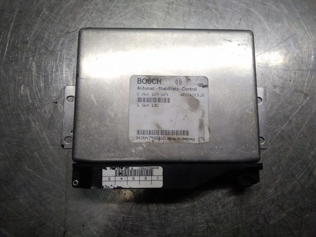 ABS vadības bloks – BMW 5. sērija E39 (1996-2003)