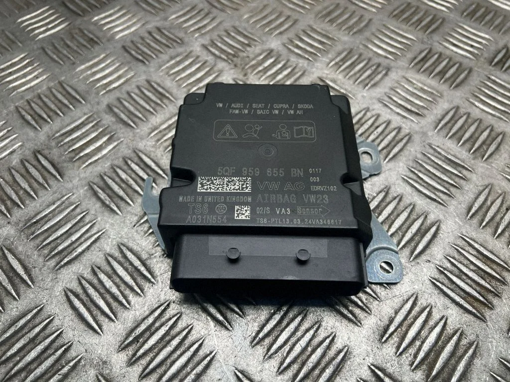 Drošības spilvenu vadības bloks 5QF959655BN