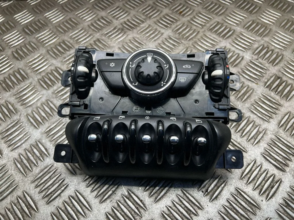 Kliimaseadme/kütte juhtplokk (salongis) – Mini Cooper Countryman R60 (2011-2016)